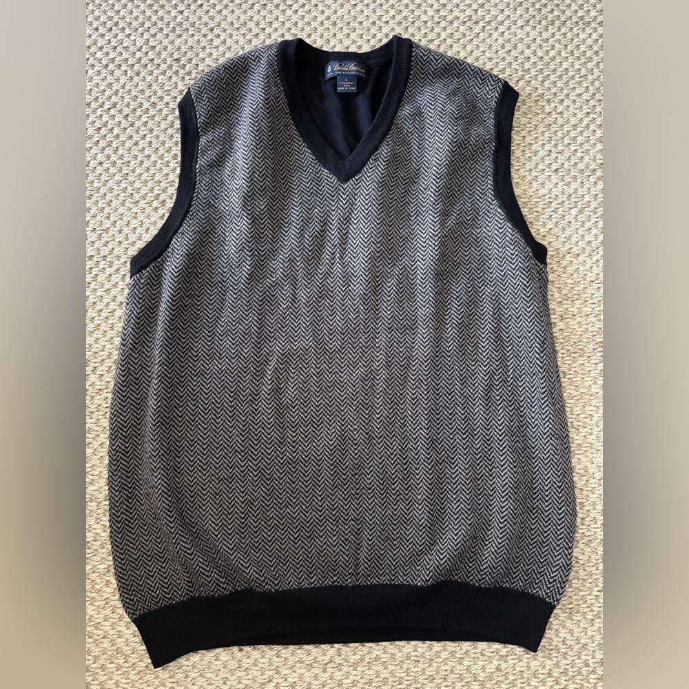 100 % Merino Wool Men's Blue and Gray Sweater Vest